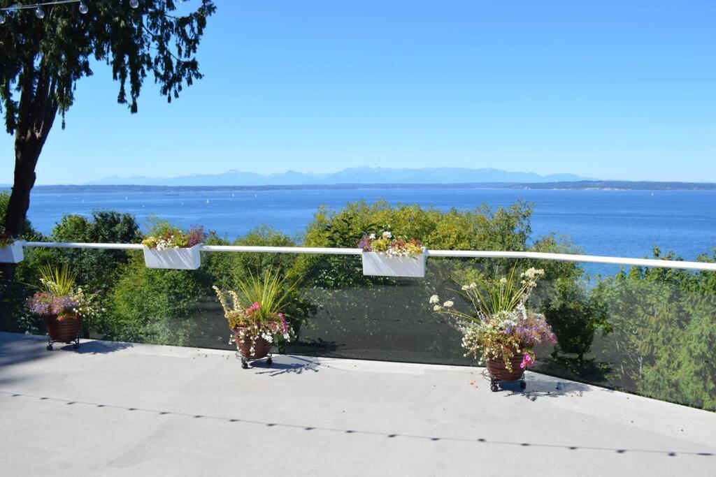 1-Bedroom Seaview Guesthouse On Seattle Luxury Estate With Views Of Olympic Mountains Eksteriør bilde