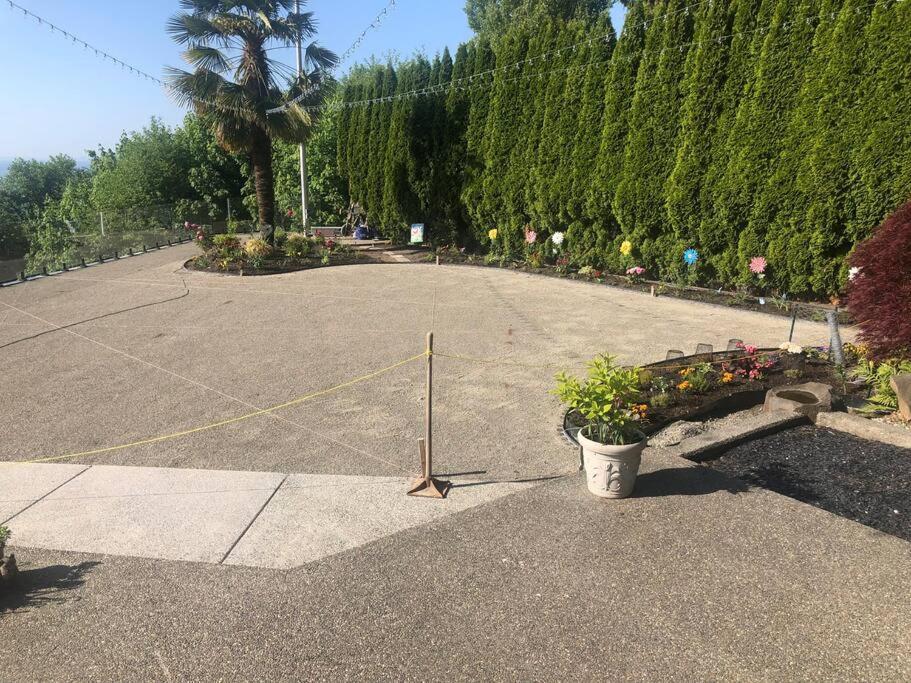 1-Bedroom Seaview Guesthouse On Seattle Luxury Estate With Views Of Olympic Mountains Eksteriør bilde